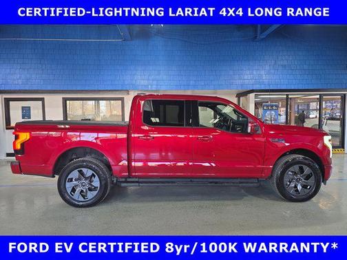 2025 Ford F-150 Lightning LARIAT