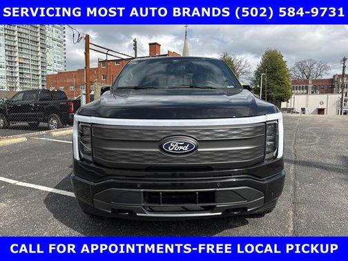 2024 Ford F-150 Lightning LARIAT