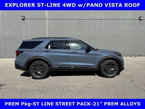 2025 Ford Explorer ST-Line