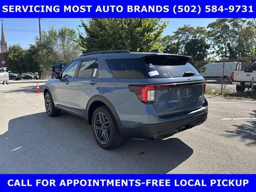 2025 Ford Explorer ST-Line