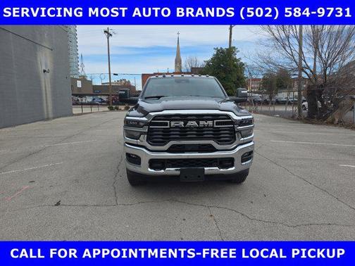 2025 RAM 3500 Big Horn Regular Cab 4x4 8' Box