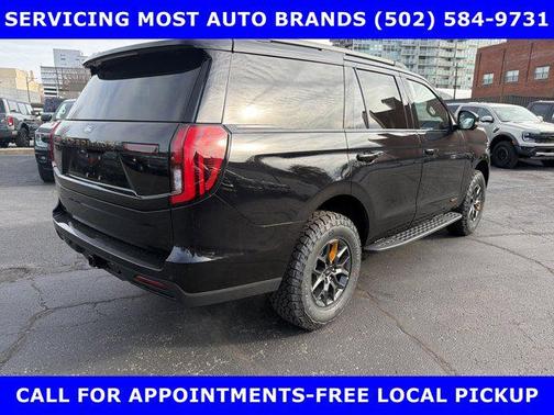 Agate Black Metallic 2026 Ford Expedition Tremor