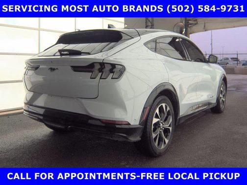 Space White Metallic 2023 Ford Mustang Mach-E Premium