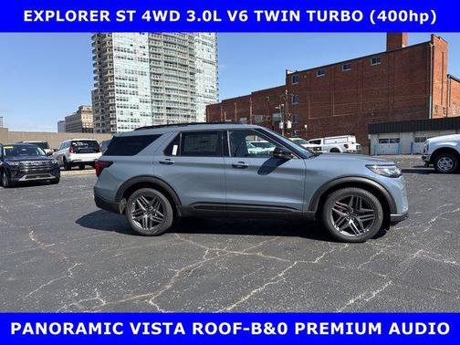 2025 Ford Explorer ST