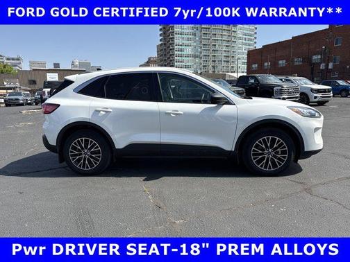 2022 Ford Escape SE