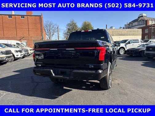 2025 Ford F-150 Lightning LARIAT