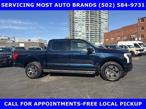 2025 Ford F-150 Lightning LARIAT