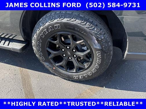 Forged Green Metallic 2023 Ford Expedition Timberline
