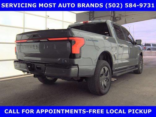 2024 Ford F-150 Lightning LARIAT