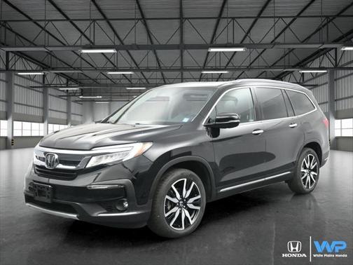 2022 Honda Pilot Touring 7-Passenger