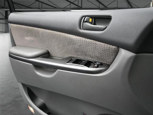 2010 Toyota Sienna CE