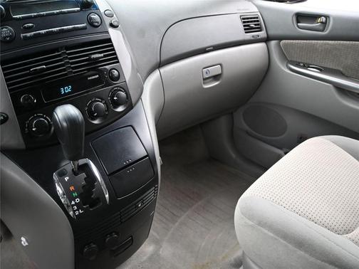 2010 Toyota Sienna CE