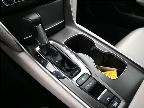 2022 Honda Accord LX 1.5T