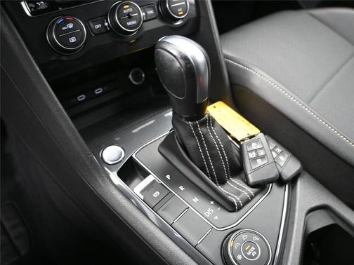 2021 Volkswagen Tiguan 2.0T SEL