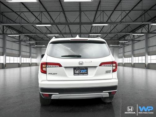 2022 Honda Pilot Touring 7-Passenger