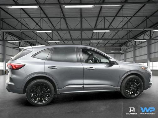 2023 Ford Escape ST-Line Elite