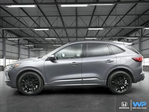 2023 Ford Escape ST-Line Elite