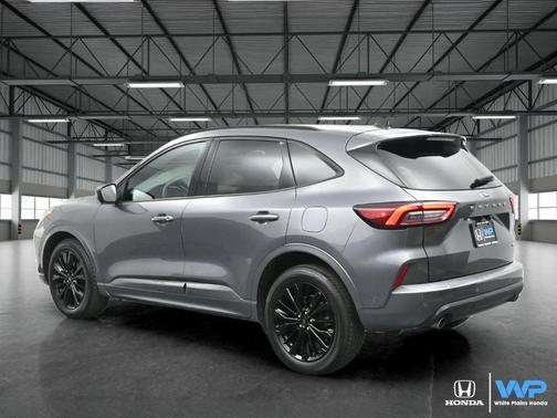 2023 Ford Escape ST-Line Elite
