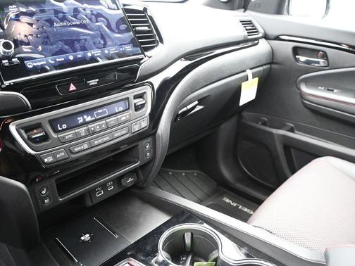 2025 Honda Ridgeline Black Edition