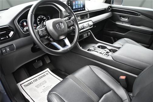 Sonic Gray Pearl 2025 Honda Pilot Touring