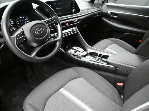 2022 Hyundai SONATA SEL