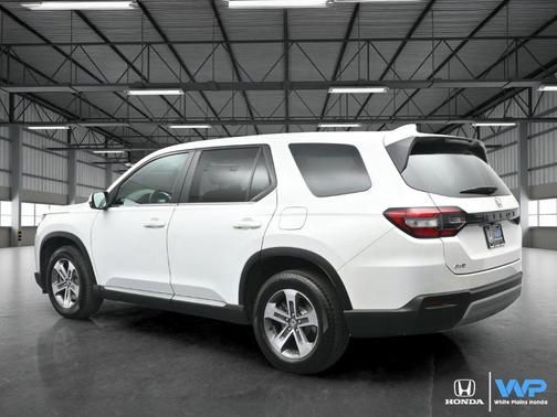 2023 Honda Pilot EX-L 8-Passenger