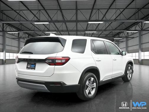 2023 Honda Pilot EX-L 8-Passenger