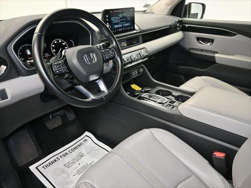2023 Honda Pilot EX-L 8-Passenger