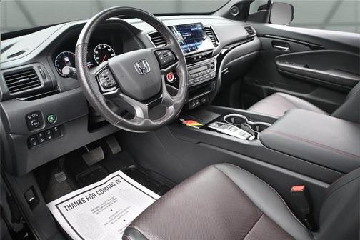 Crystal Black Pearl 2025 Honda Ridgeline Black Edition