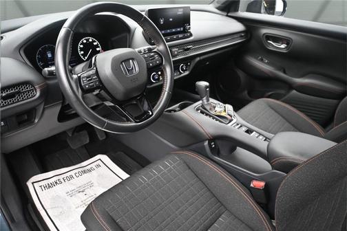 Pearl 2025 Honda HR-V Sport