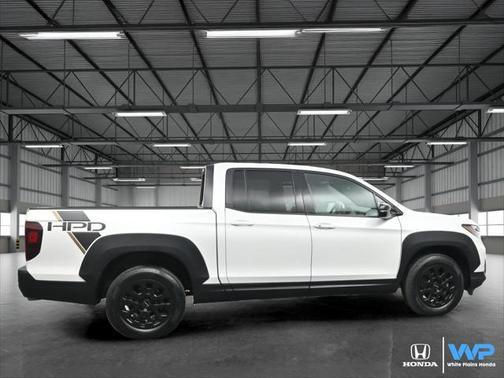 2022 Honda Ridgeline Black Edition