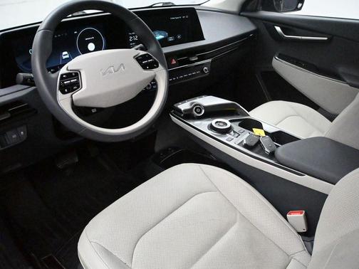 2022 Kia EV6 Wind
