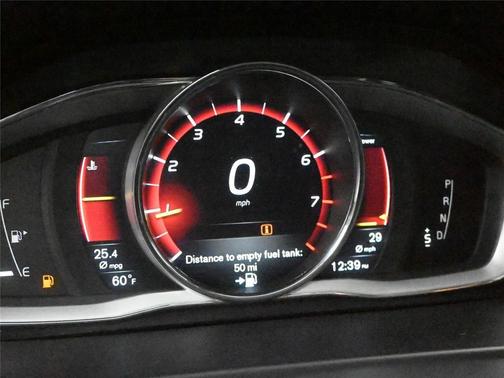 2018 Volvo V60 Cross Country T5