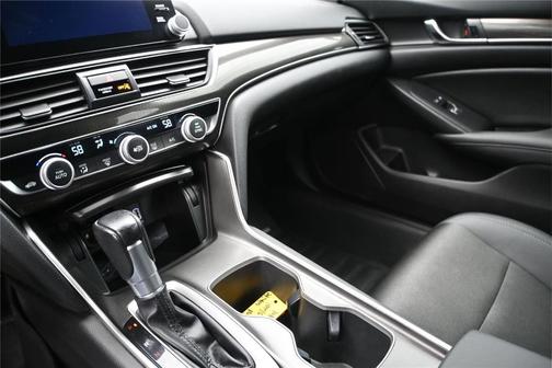 Platinum White Pearl 2020 Honda Accord Sport 1.5T