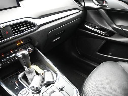 2023 Mazda CX-9 Touring