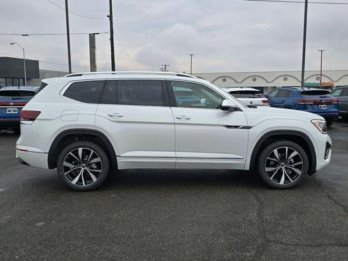 2026 Volkswagen Atlas 2.0T SEL Premium R-Line