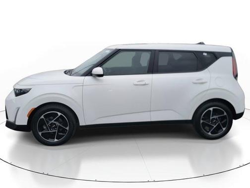 2023 Kia Soul EX