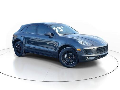 2018 Porsche Macan Sport Edition