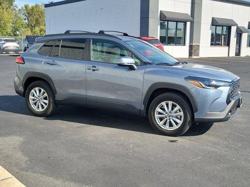 2024 Toyota Corolla Cross LE