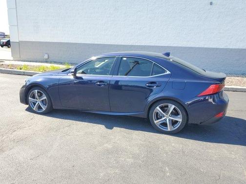 2018 Lexus IS 300 Base