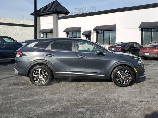 2023 Kia Sportage EX