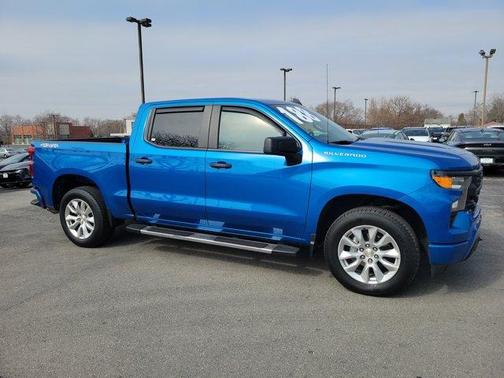 2022 Chevrolet Silverado 1500 Custom