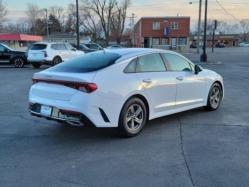 2023 Kia K5 LXS