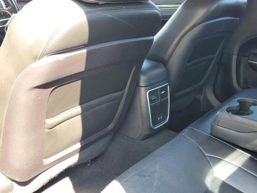 2021 Chrysler 300 Touring L