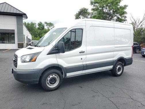 2018 Ford Transit-250 130 WB Medium Roof Cargo