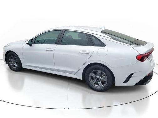 2024 Kia K5 LXS