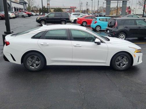 2024 Kia K5 LXS