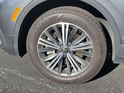 2024 Volkswagen Tiguan 2.0T Wolfsburg Edition