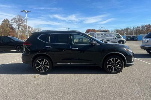 2018 Nissan Rogue SL