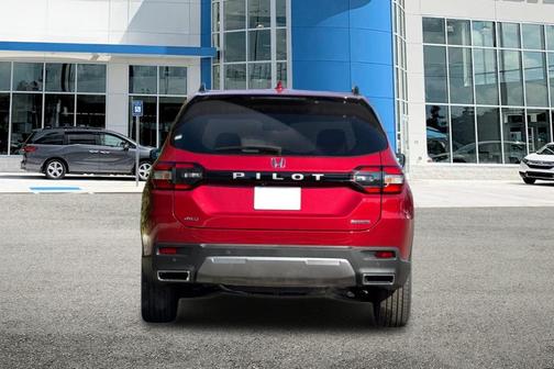 2026 Honda Pilot Touring 8-Passenger